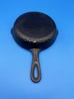 Vintage Unmarked Wagner #3 Hammered Cast Iron Skillet  Smooth Bottom sits flat