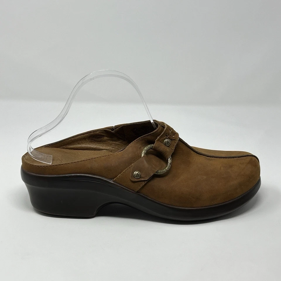 Zuecos sin cordones de cuero para mujer Ariat 94265 marrón nobuck Comfort Mule 11B Foto 3 de 4