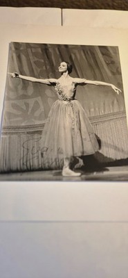 Authgraphed picture of Eva Maria Evdokimova-Gregori