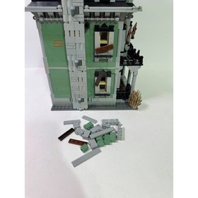 Lego Monster Fighters Haunted House #10228 - see description