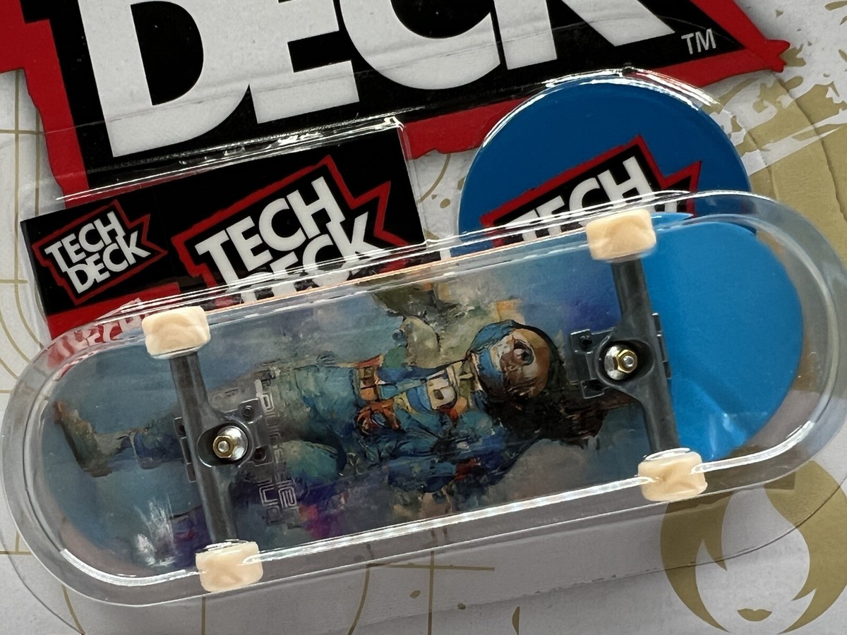 Tech Deck Ultra Rare 2024 Paris Olympics Astronaut Finger