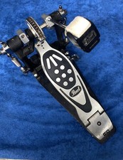 Pearl P-122TW P-120P DBL Bass Drum Pedal W/ 2 Pedal Beaters. Read Description