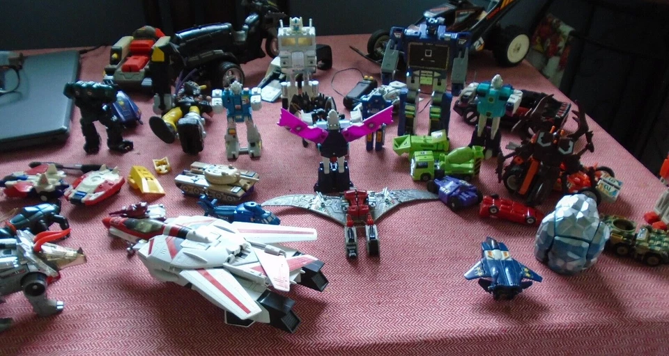 Swoop Takara Dinobot G1 Heroic 1985 Transformer - Image 4 of 4