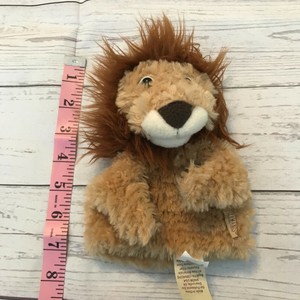 folkmanis lion puppet
