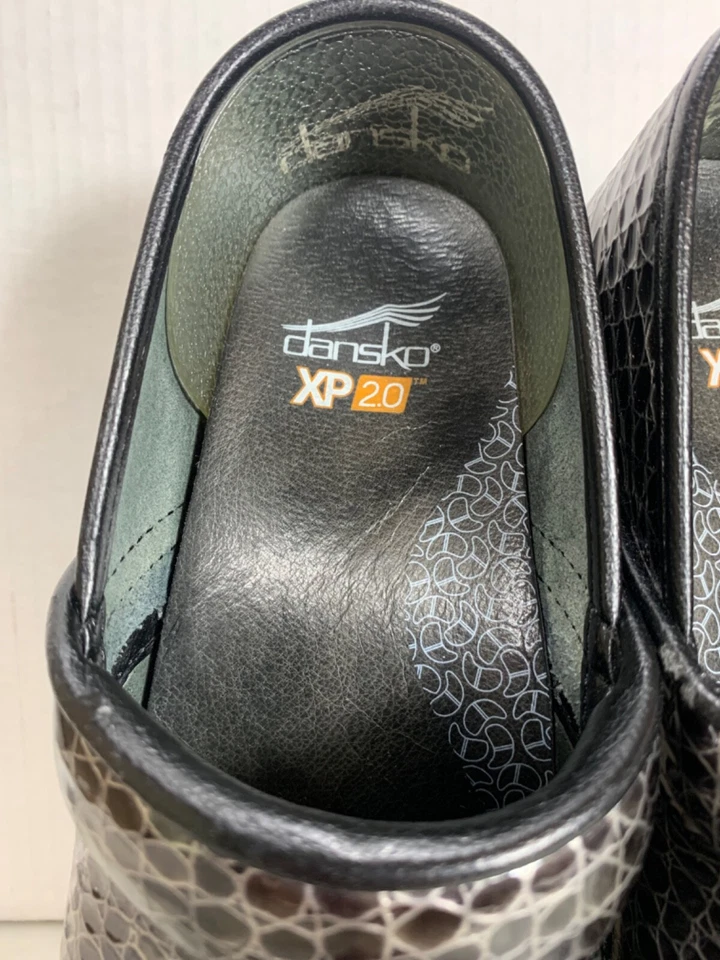 Zuecos Dansko XP 2.0 profesionales para mujer con estampado negro/blanco EU 37 US 7 Foto 4 de 4