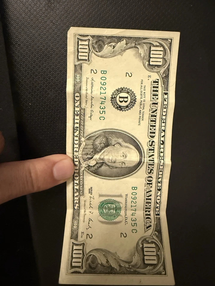 Old 100 Dollar Bill (1988B) - Image 2 of 3