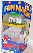 M&Ms FUN MACHINE- CANDY DISPENSER, SWIRLING M&M GUYS WHILE CANDY COMES OUT ! (E1