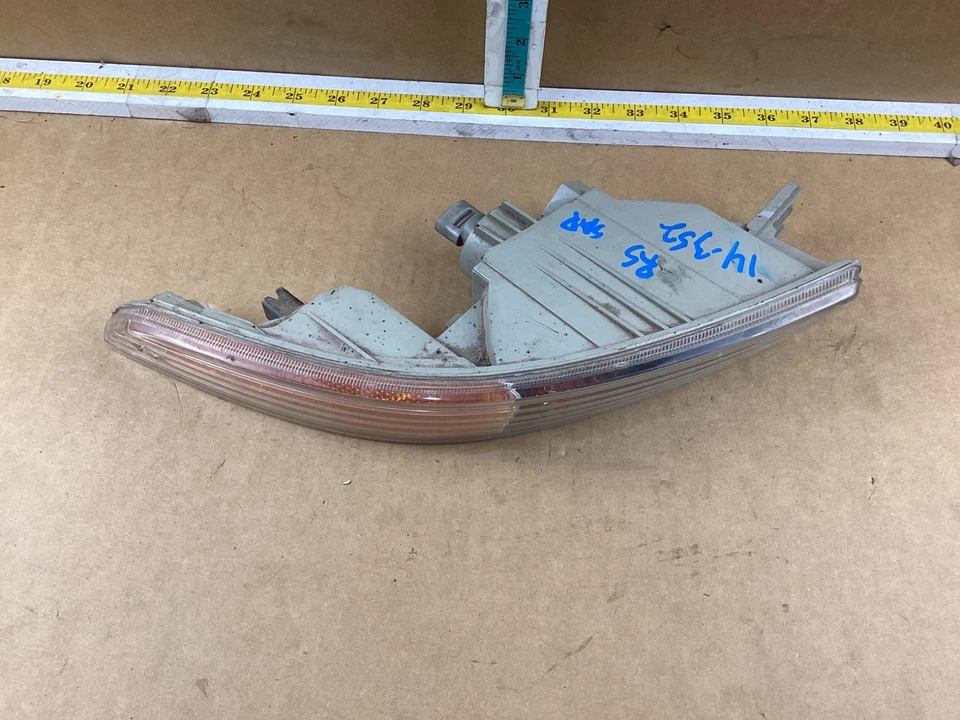 1994 - 1997 讴歌 Integra 右乘客侧保险杠转角灯 — 第 2/4 张图片