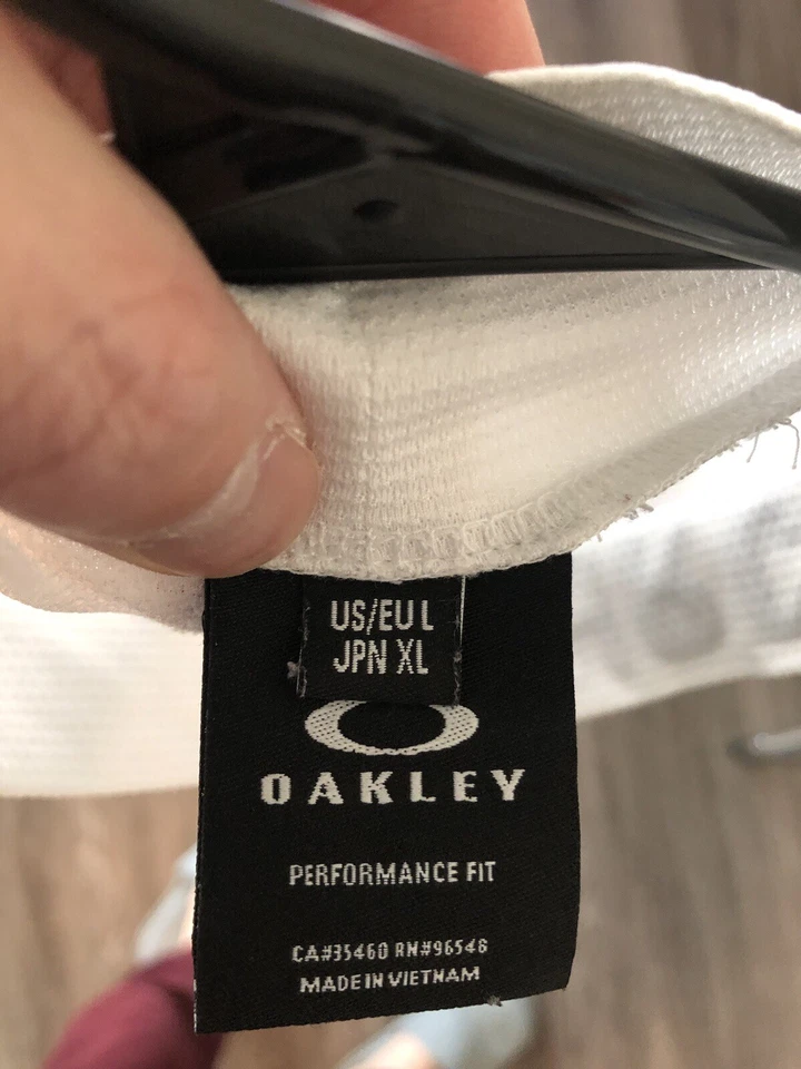 Camisas de golf Oakley cuello falso talla: L Foto 3 de 4