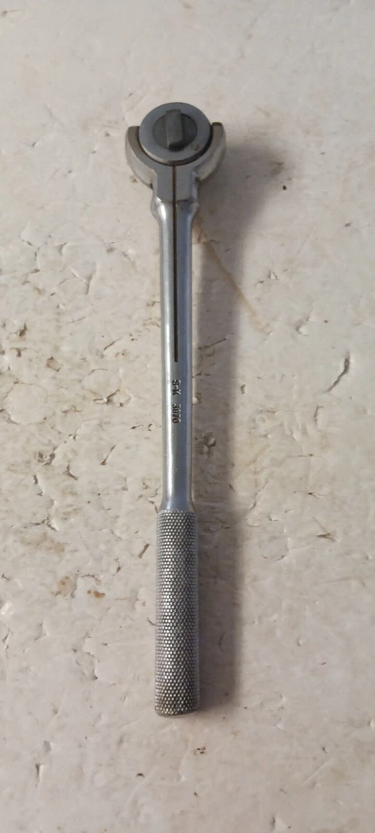 S K 3 8