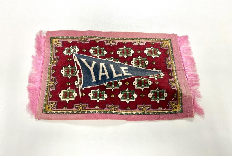 Vintage 1910s Yale Tobacco Felt
