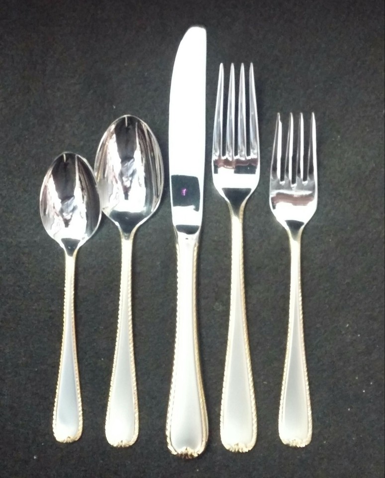 GORHAM Golden Ribbon Edge Frosted Stainless Flatware 5 Piece Setting