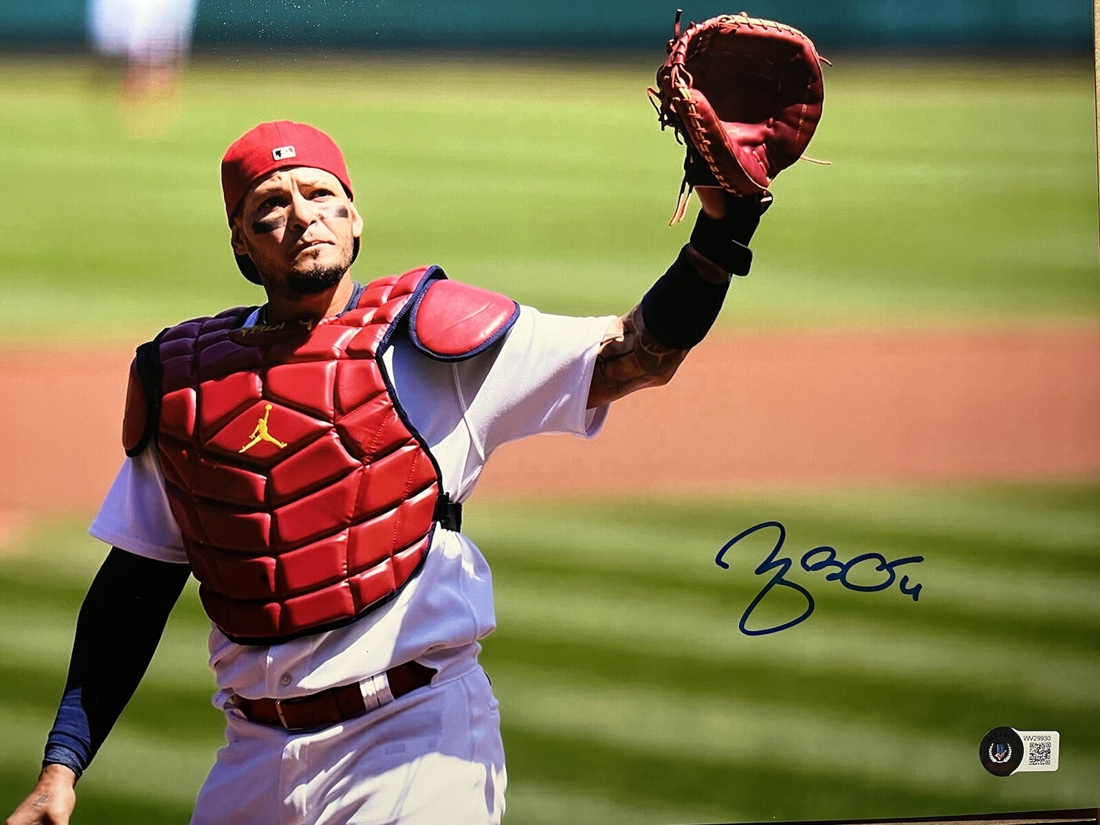 yadier molina black jersey