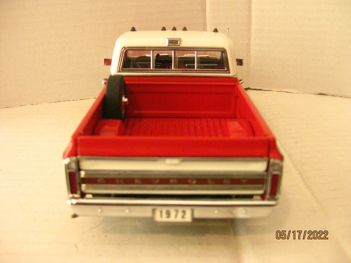 1972 CHEVROLET CHEYENNE PICKUP 1/24 SCALE DIECAST BY DANBURY