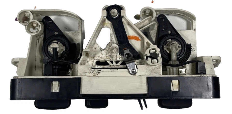 1998 - 2000 雪佛兰 Geo Prizm 交流电热温气候控制开关  — 第 4/4 张图片