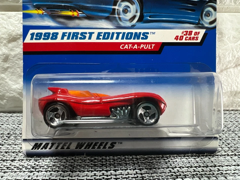 Hot Wheels 1998 First Editions #38 of 40 Cars Cat-A-Pult Collector #681 Red - Image 2 of 4