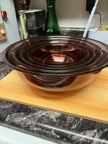 Vintage Cranberry Pyrex glass mixing bowls complete set