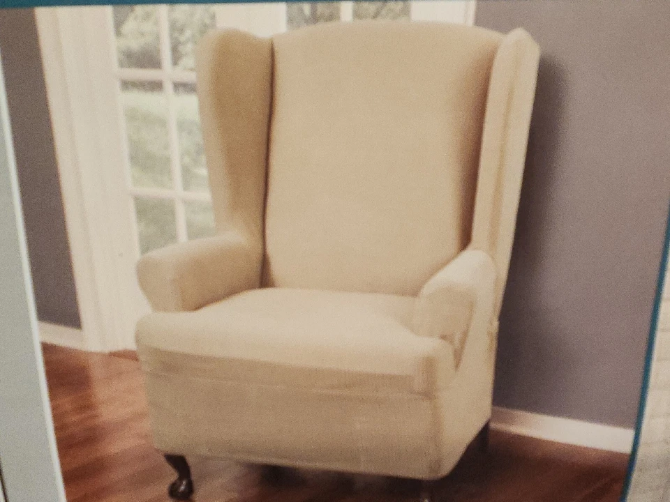 Funda protectora color crema para silla Maytex Stretch Wing Foto 3 de 4