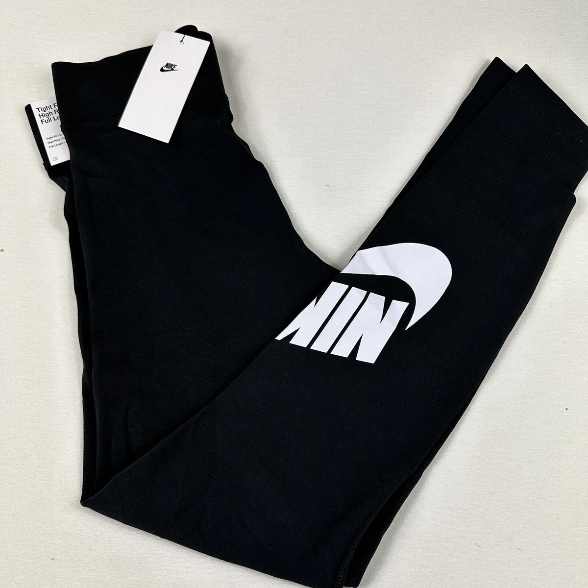Nike sportswear clearance graphic leggings
