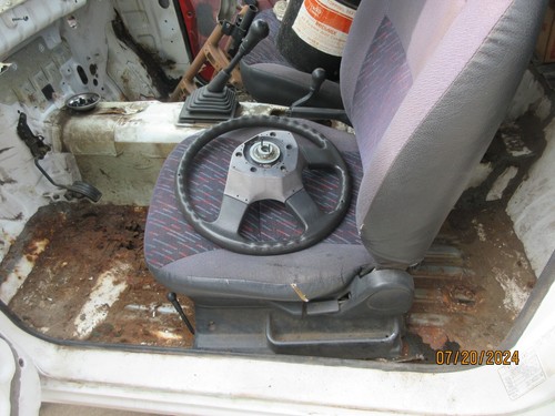 1994 Geo Tracker 8v M/T wiring harness & interior fuse box. PLEASE READ ENTIRETY - Bild 9 von 9