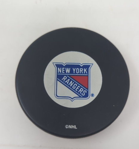 Bague blanche rondelle de hockey des Rangers de New York LNH SLOVAQUIE - Photo 1/4