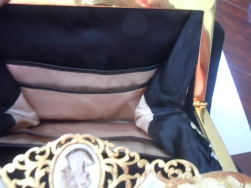 vintage 1950's 60's black velvet suede purse brushed goldtone Cameo frame As Is - Picture 6 of 13