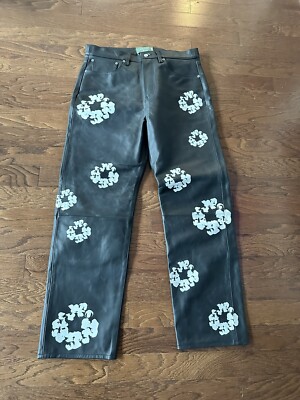 DENIM TEARS × LEVI'S COTTON WREATH JEAN Denim Tears X Levi\u0027s Wreath Jean Shorts \u0027Light Wash\u0027 \u2014 Kick Game