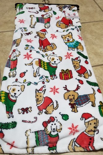 Wags & Whiskers 50 x 70 Inch Holiday Dogs Luxury Fleece Throw - Picture 2 of 2