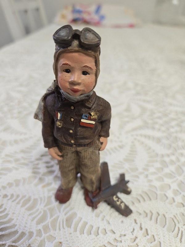 Sarah's Attic Limited Edition 249/ 2000 Figurine Dress Up Boy Pilot T. Winkie