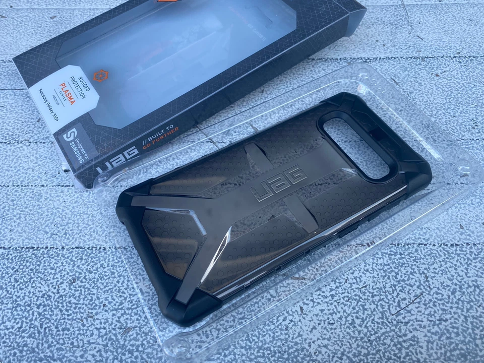 Case UAG Plasma for Samsung Galaxy S10 PLUS - ASH Gray New Open Box Only! - Image 3 of 4