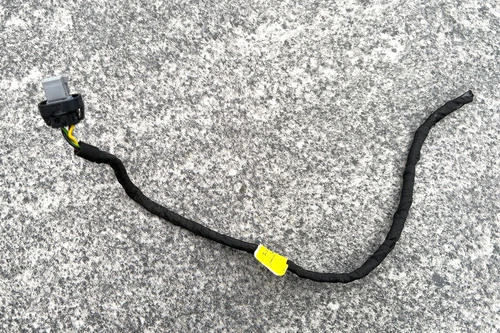 OEM BMW 2 G42 3 G20 4 G22 i4 Exterior Mirror Camera Connector Plug right
