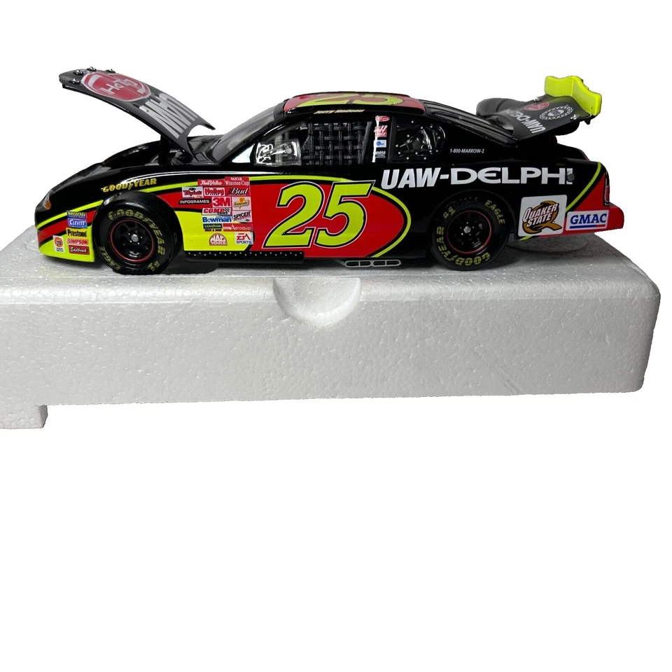 Jerry Nadeau #25 UAW Delphi 2002 Monte Carlo NASCAR 1:24 Diecast Car MAC Tools Foto 2 de 4
