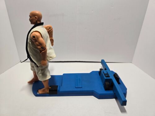 Juego de lucha de acción de karate vintage KAR-A-ATE para hombres completo con caja Aurora 1975 - Imagen 3 de 15