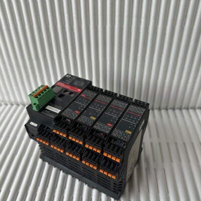 1x Omron Sicherheitsnetzwerk NE1A-SCPU02 Controller