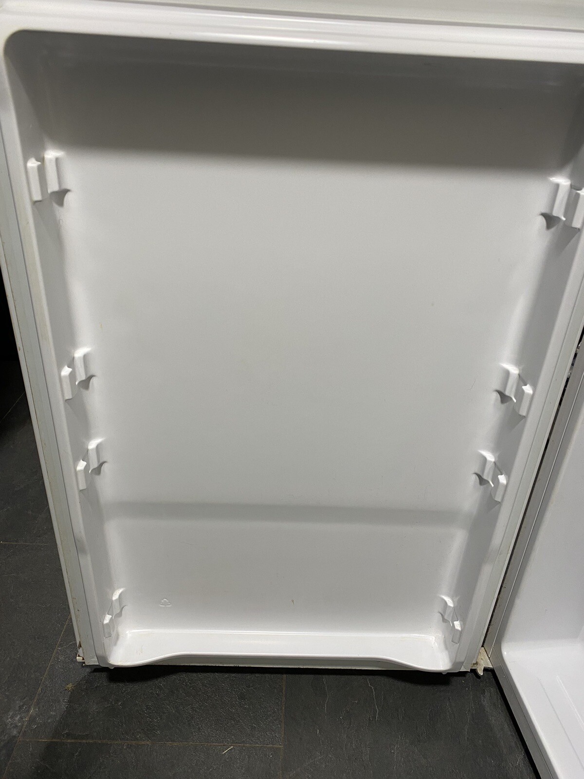 Indesit Under counter Fridge White eBay