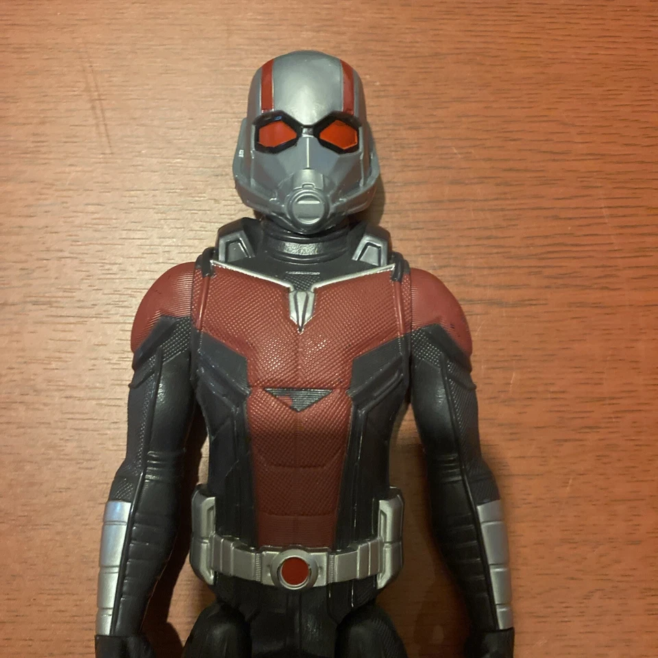 漫威复仇者联盟泰坦英雄 12 英寸蚂蚁人可动人偶 2018 孩之宝 — 第 2/4 张图片