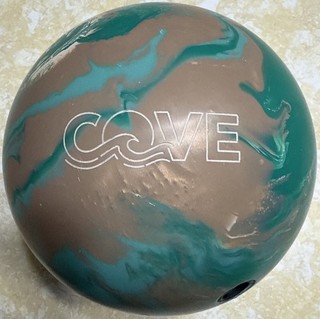 15lb 900 Global Cove Bowling Ball