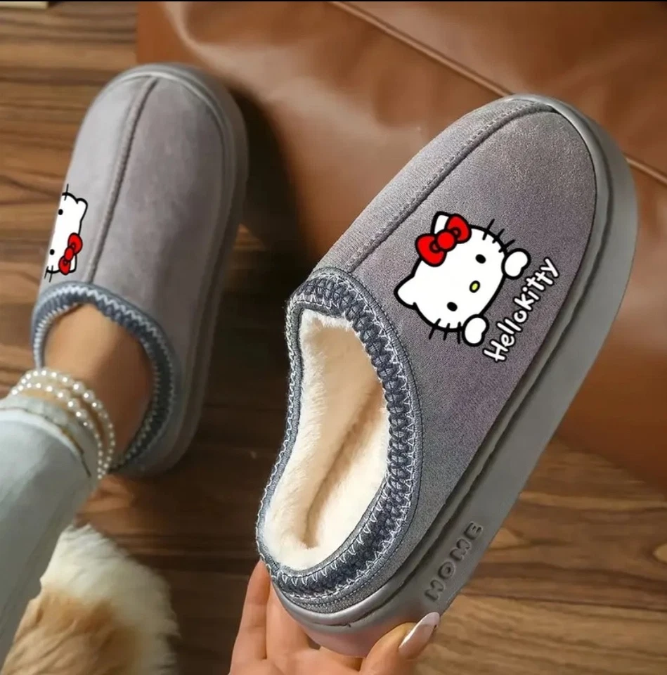 Zapatillas de casa inspiradas en Saniro Hello Kitty Foto 2 de 3