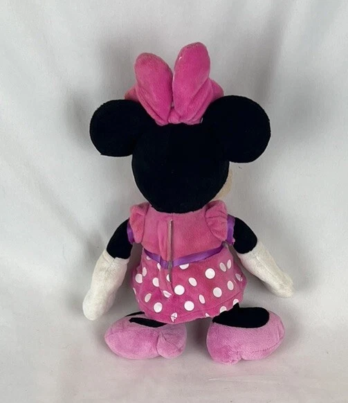 DISNEY JUNIOR CLUBHOUSE FUN MINNIE 14" Plush Doll SINGS, TALKS, LIGHTS UP - Image 2 of 3