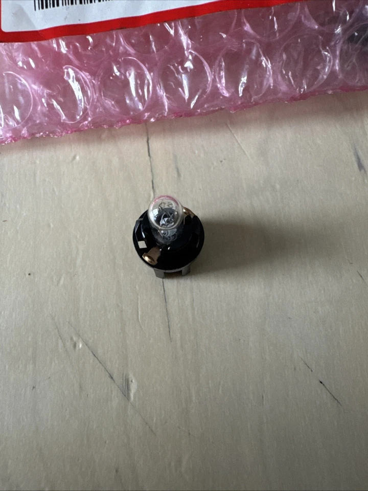 GENUINE HONDA SPEEDO BULB FOR CIVIC INTEGRA MOST MODELS | 35505-SA5-003 - Image 4 of 4