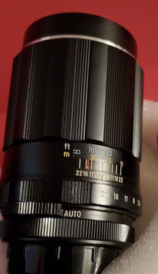 Lente Super Takumar 1:35/135 mm con estuche y correa EXCELENTE Foto 4 de 4