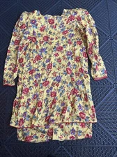 Vintage pea in a pod  80s Ditsy Floral  Tiered Dress Long Sleeve
