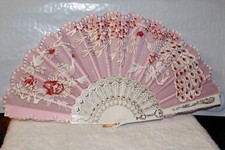 FAN SMALL HAND FAN WITH PEACOCK PEACOCKS FLOWERS FLOWER PINK A1
