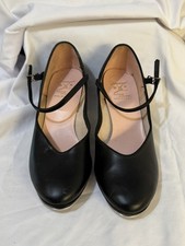 Capezio Heel Tap Jr Footlight Character Shoe, taps attached, Black, Size 8