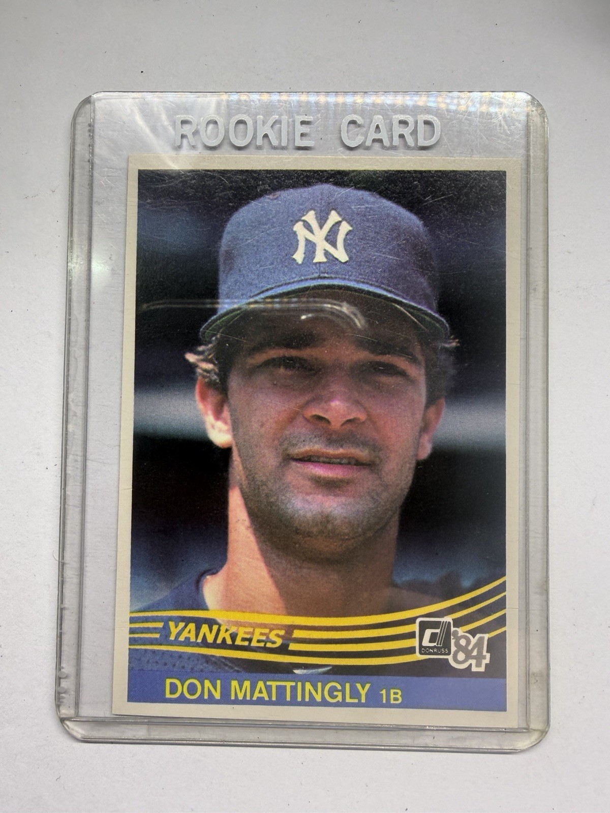 1984 Donruss Don Mattingly ROOKIE #248 NY Yankees - Clean Surface - NM