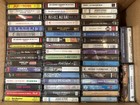 Lot de 54 cassettes audio diverses Variétés