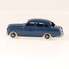 DINKY TOYS France 24X. FORD VEDETTE. 1/43. Meccano. Années 50-60