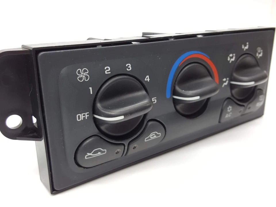 OEM 1997-2005 CHEVROLET MALIBU Climate Control Heat A/C HVAC Temp / Rear Defrost - Image 3 of 4