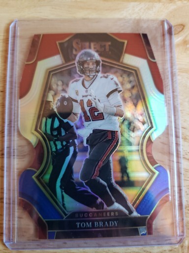 2022 Panini Select Tom Brady #192 Red Blue Die Cut Premier Level Buccaneers
