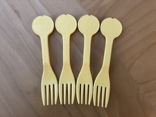 POCKET MONSTERS Pokemon Pikachu Cutlery Plastic Forks x 4 Different Characters